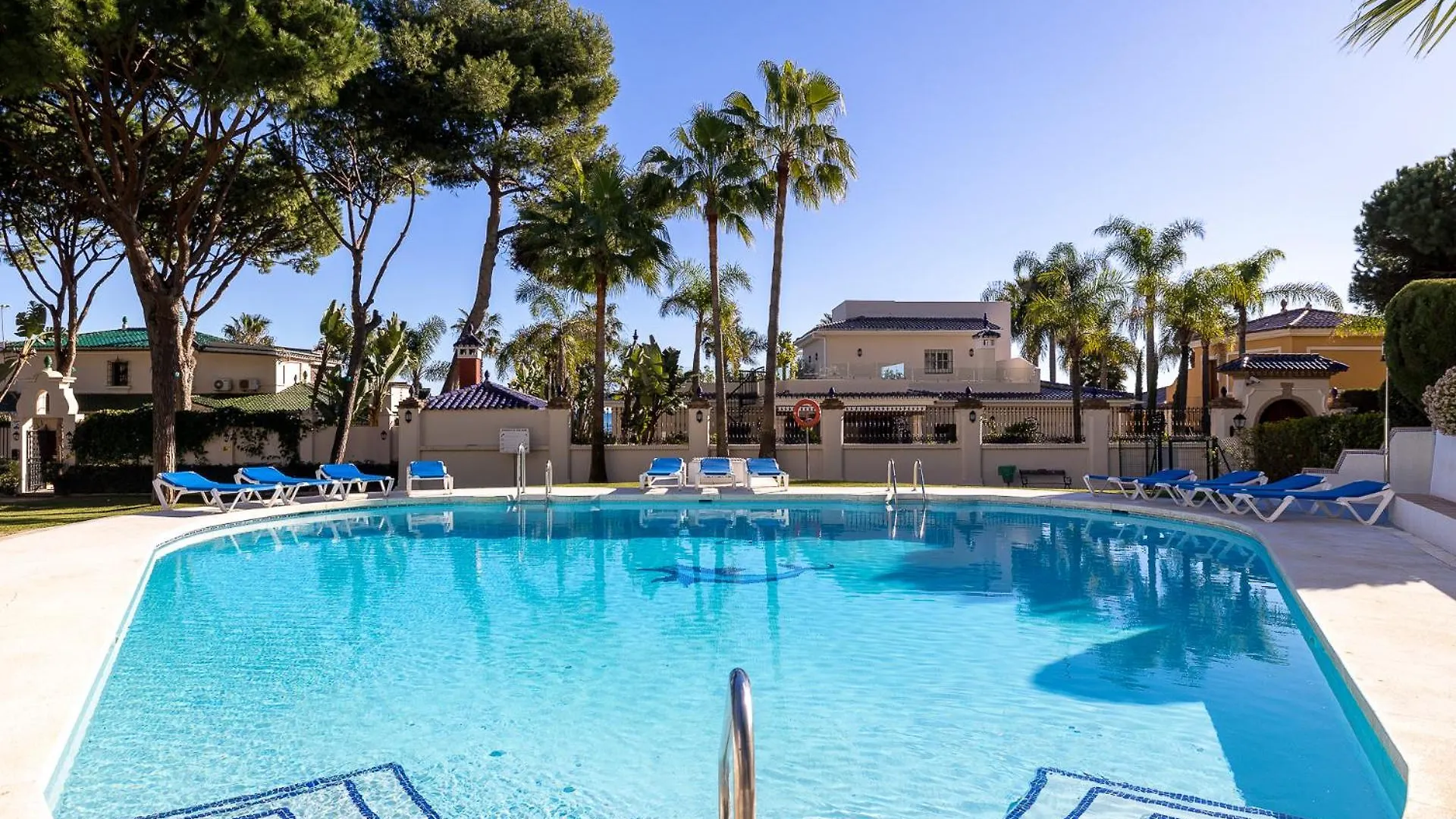 Fabuloso Apartamento Junto A La Playa 马尔韦利亚 公寓