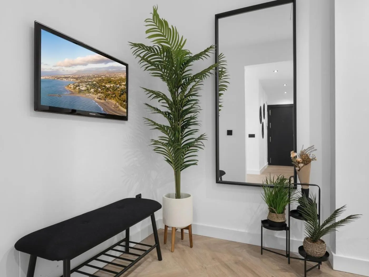 Fabuloso Apartamento Junto A La Playa 马尔韦利亚