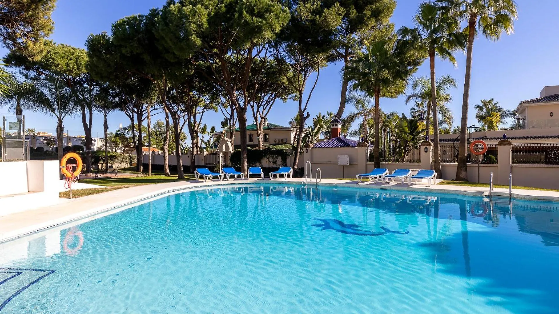 Fabuloso Apartamento Junto A La Playa マルベーリャ アパート